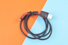 Cable USB a V8 conector bicolor (2).jpg